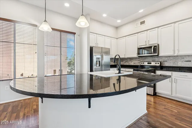 $1,949 | 6745 North 93RD Avenue, Unit 1133, Glendale, AZ 85305