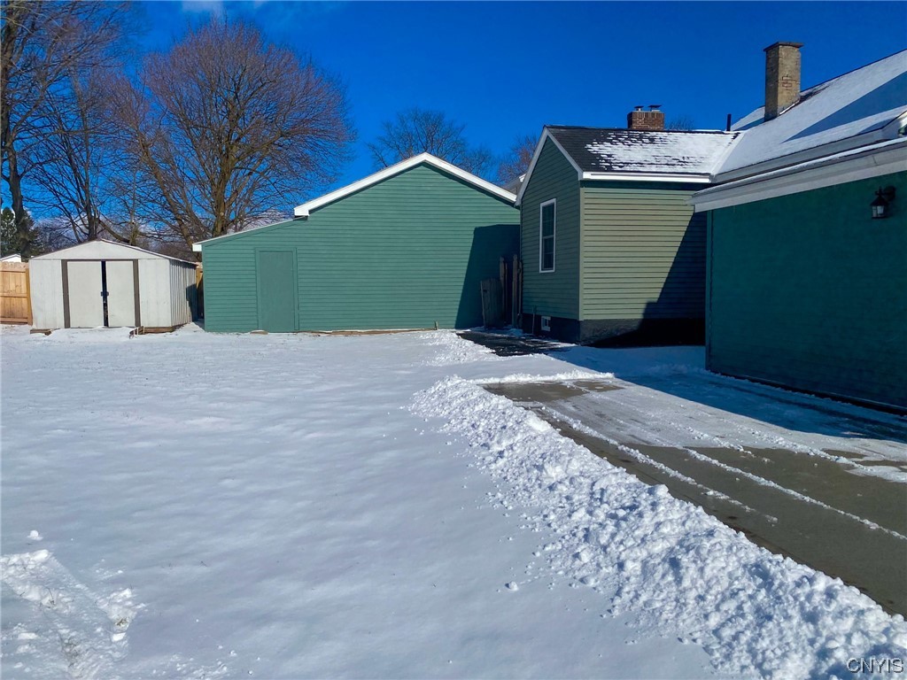 434 Sylvan Street Oneida, NY 13421 - Photo 3 of 50