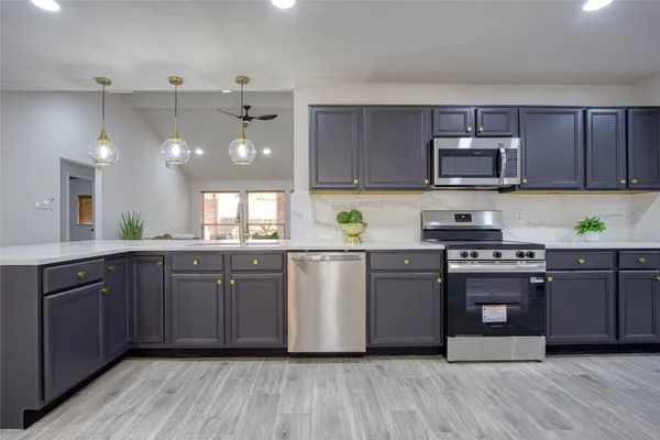 $298,000 | 7215 Oak Walk Drive, Humble, TX 77346