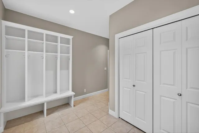 $1,200,000 | 910 Wicklow Lane Southwest, Rochester, MN 55902