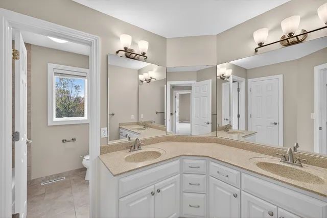 $1,200,000 | 910 Wicklow Lane Southwest, Rochester, MN 55902