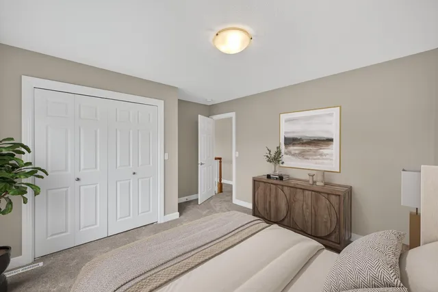 $1,200,000 | 910 Wicklow Lane Southwest, Rochester, MN 55902