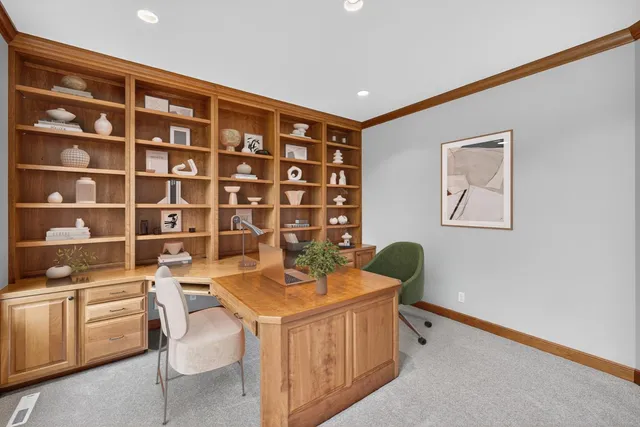 $1,200,000 | 910 Wicklow Lane Southwest, Rochester, MN 55902