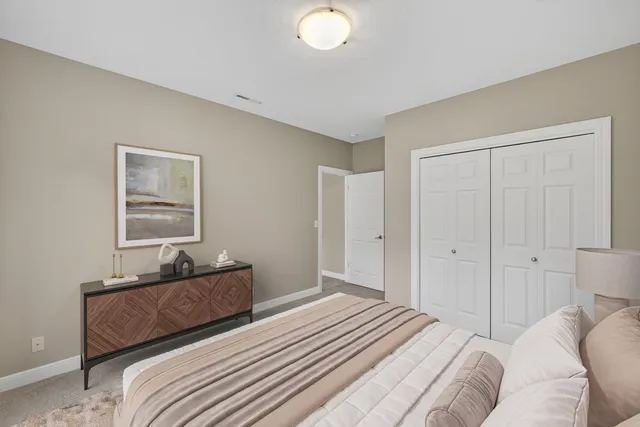 $1,200,000 | 910 Wicklow Lane Southwest, Rochester, MN 55902