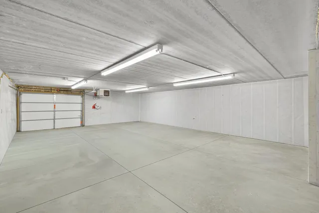 $1,200,000 | 910 Wicklow Lane Southwest, Rochester, MN 55902