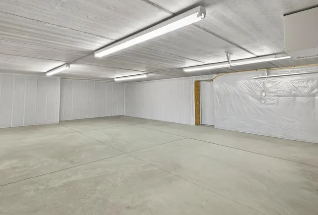 $1,200,000 | 910 Wicklow Lane Southwest, Rochester, MN 55902