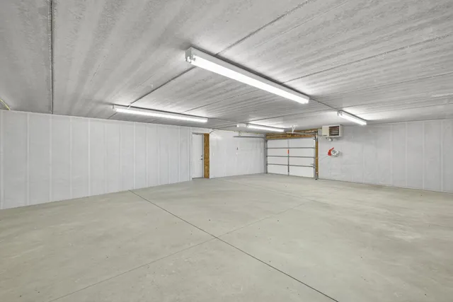 $1,200,000 | 910 Wicklow Lane Southwest, Rochester, MN 55902