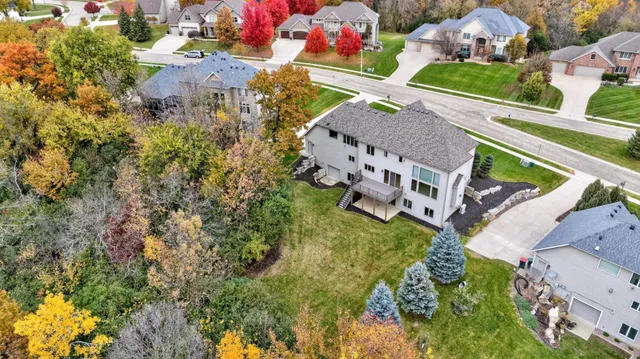 $1,200,000 | 910 Wicklow Lane Southwest, Rochester, MN 55902