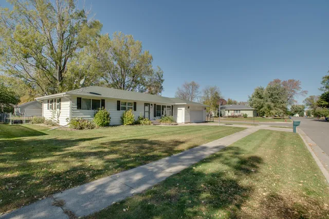 $270,000 | 108 3rd Street Northwest, Dilworth, MN 56529