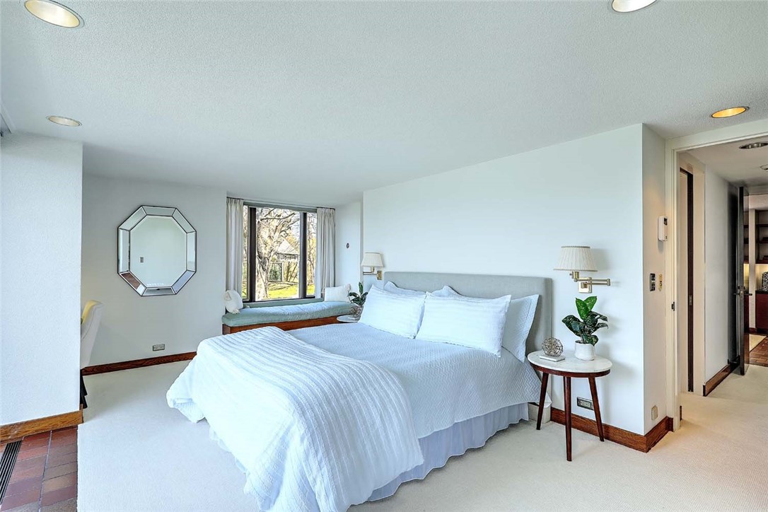 119 Adams Point Road Barrington, RI 02806 - Photo 14 of 35