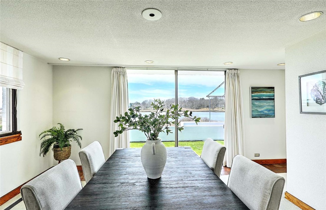 119 Adams Point Road Barrington, RI 02806 - Photo 19 of 35