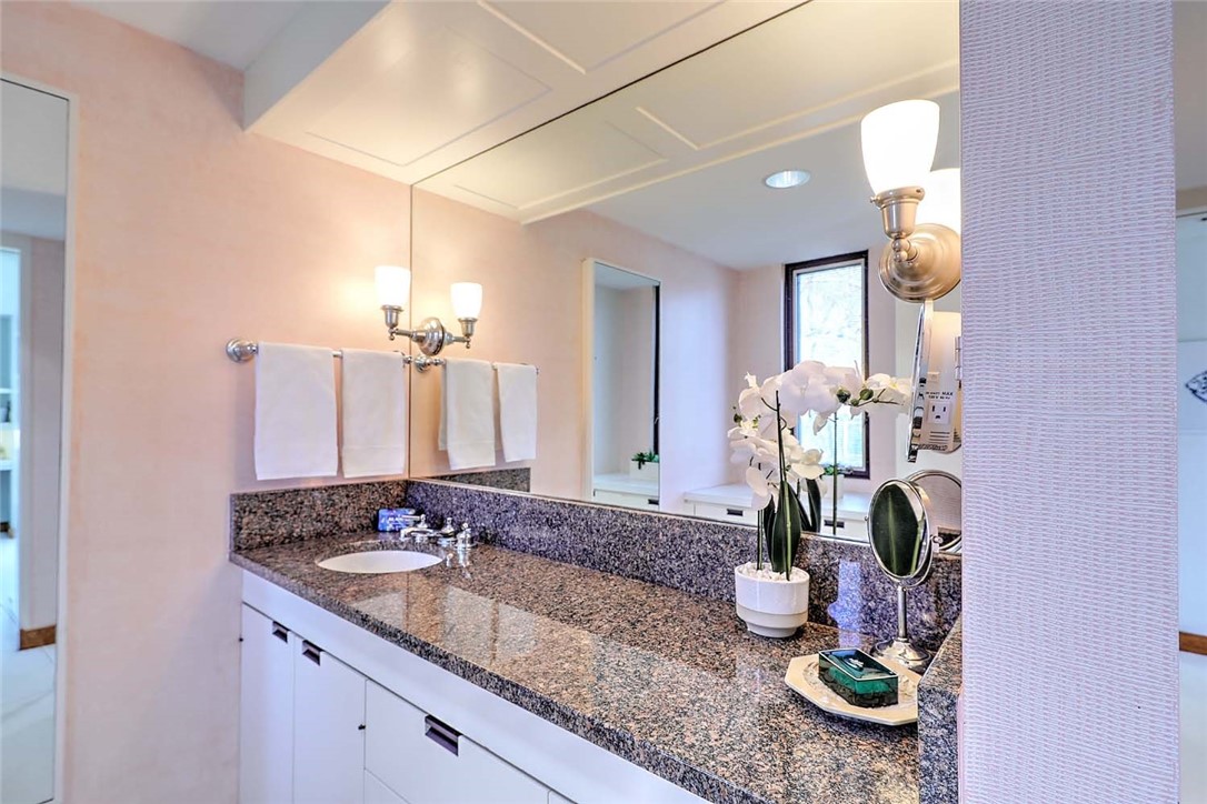 119 Adams Point Road Barrington, RI 02806 - Photo 25 of 35