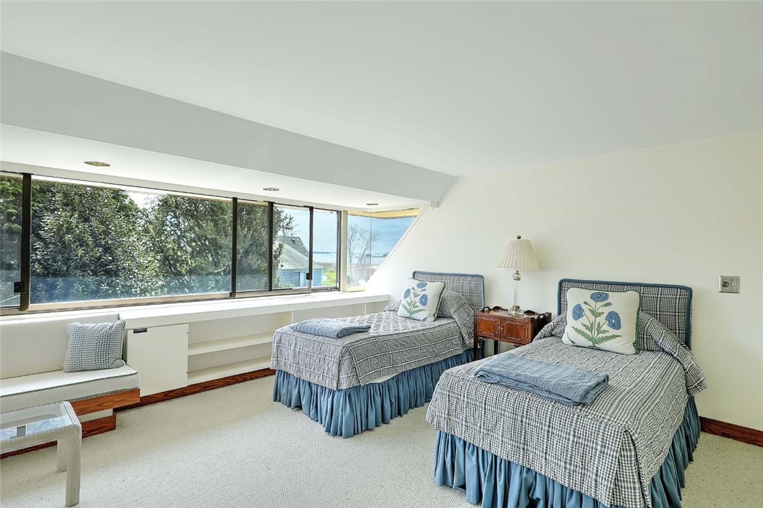 119 Adams Point Road Barrington, RI 02806 - Photo 29 of 35