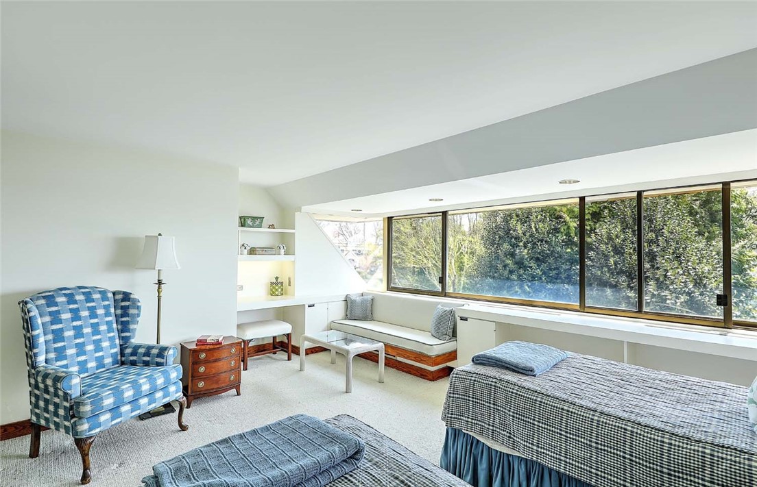 119 Adams Point Road Barrington, RI 02806 - Photo 30 of 35