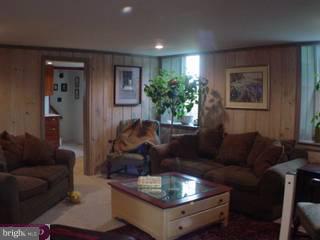 713 Freemansville Road Reading, PA 19607 - Photo 5 of 6 Gallery Image 5