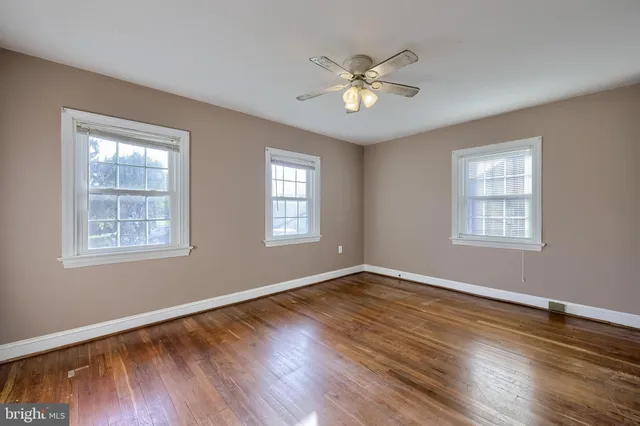 $219,900 | 907 Elm Avenue, Lancaster, PA 17603