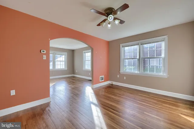 $219,900 | 907 Elm Avenue, Lancaster, PA 17603