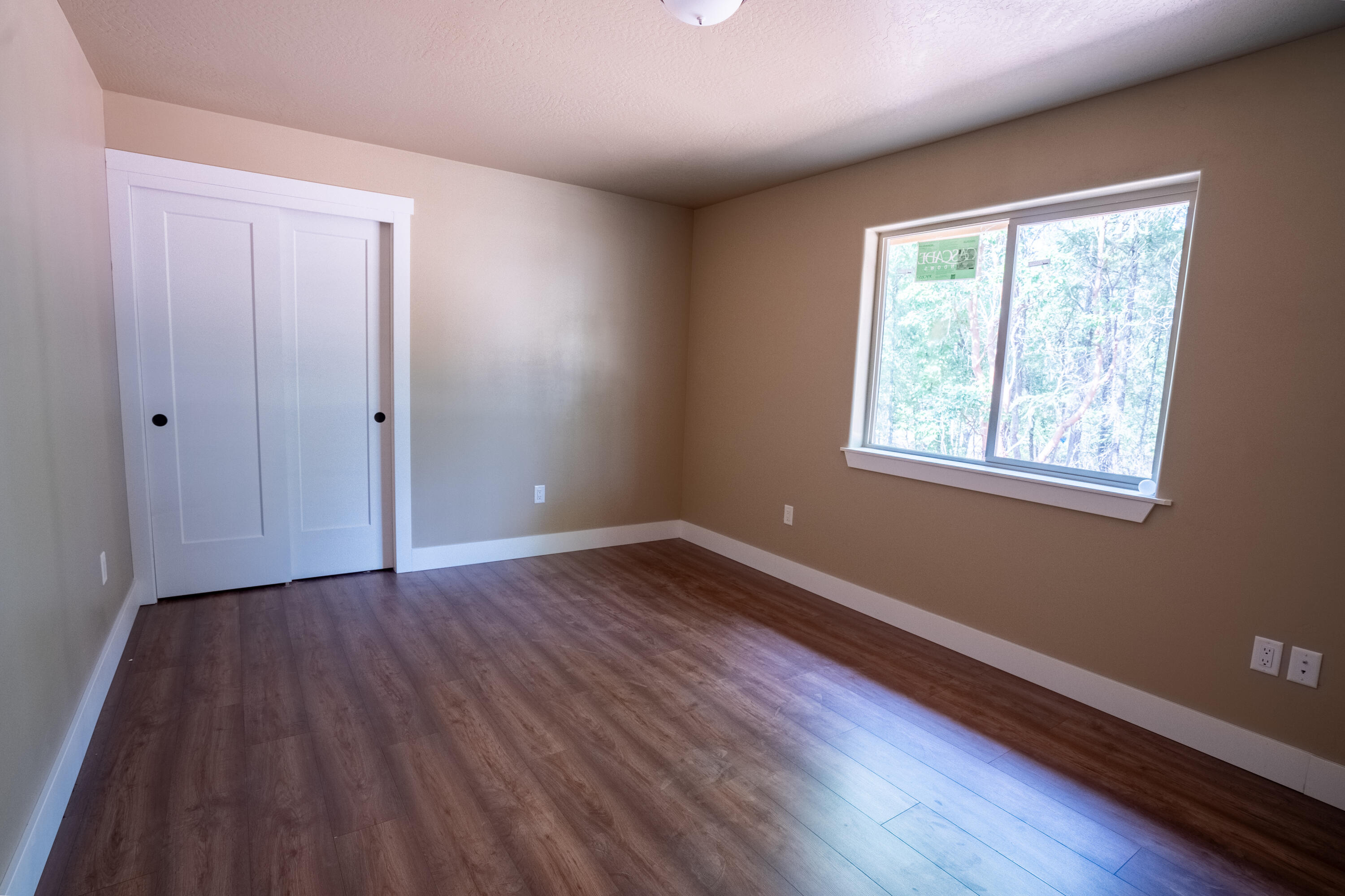 1354 Ellison Loop Merlin, OR 97532 - Photo 18 of 25 DSC02280-HDR