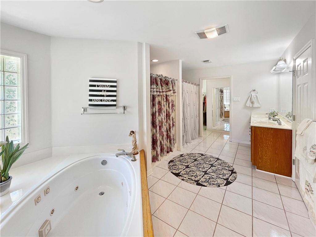 233 Leeds Drive Slidell, LA 70461 - Photo 3 of 20