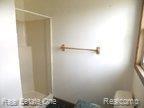 2925 Lannen Road Howell, MI 48855 - Photo 10 of 16 Bathroom