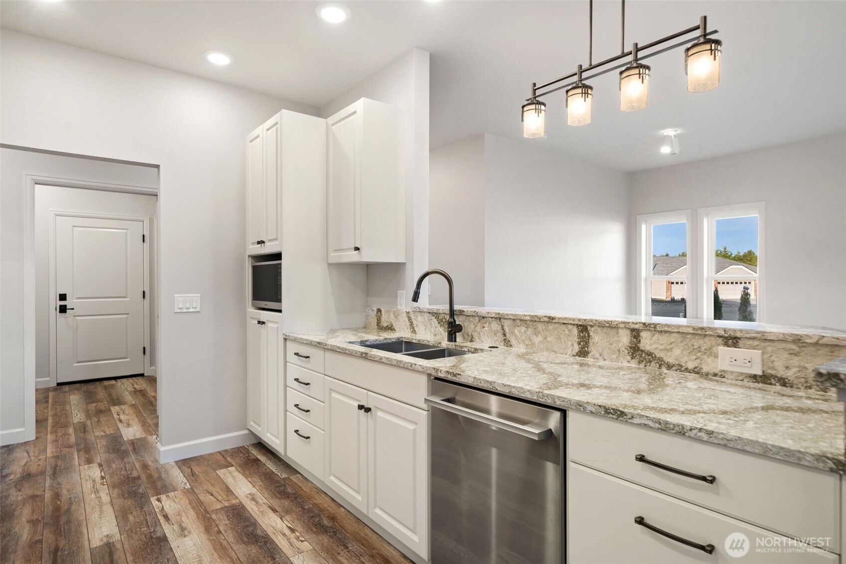 71 Heron Way, Unit B Sequim, WA 98382 - Photo 16 of 39