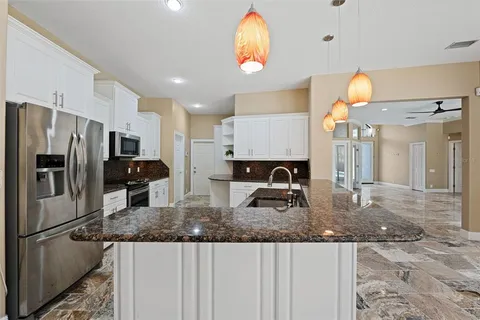 $1,150,000 | 5904 Pelican Bay Plaza South, Gulfport, FL 33707