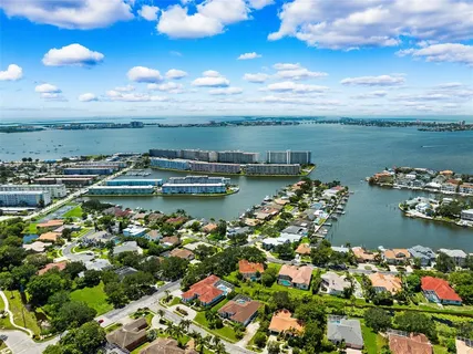 $1,150,000 | 5904 Pelican Bay Plaza South, Gulfport, FL 33707