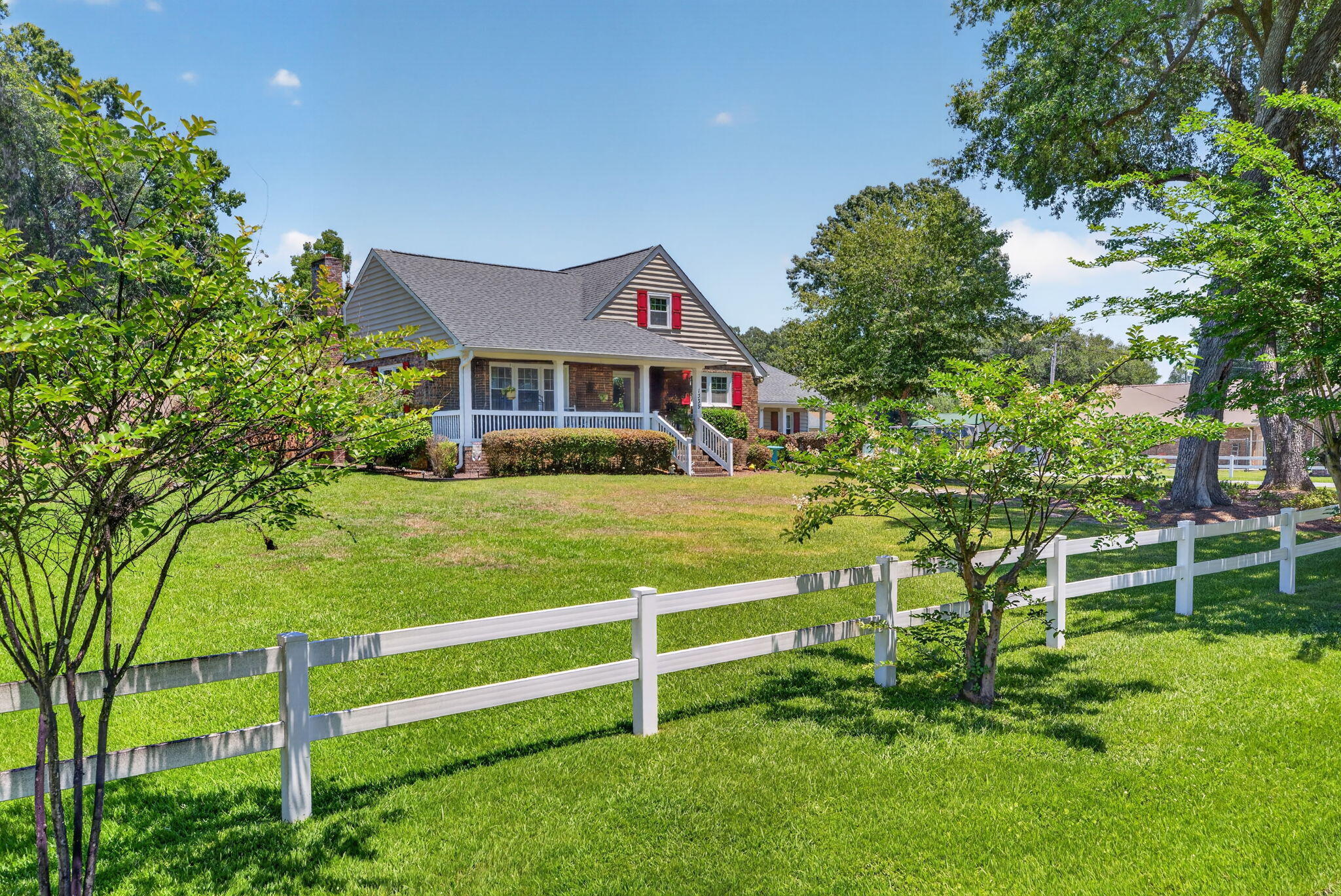 1335 Dennis Boulevard Moncks Corner, SC 29461 - Photo 4 of 75