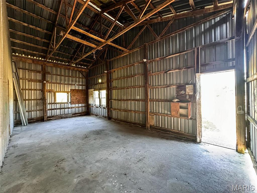 1735 Tickridge Road Elsberry, MO 63343 - Photo 15 of 17