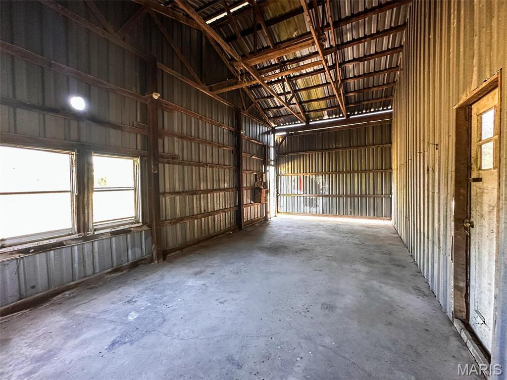 1735 Tickridge Road Elsberry, MO 63343 - Photo 16 of 17