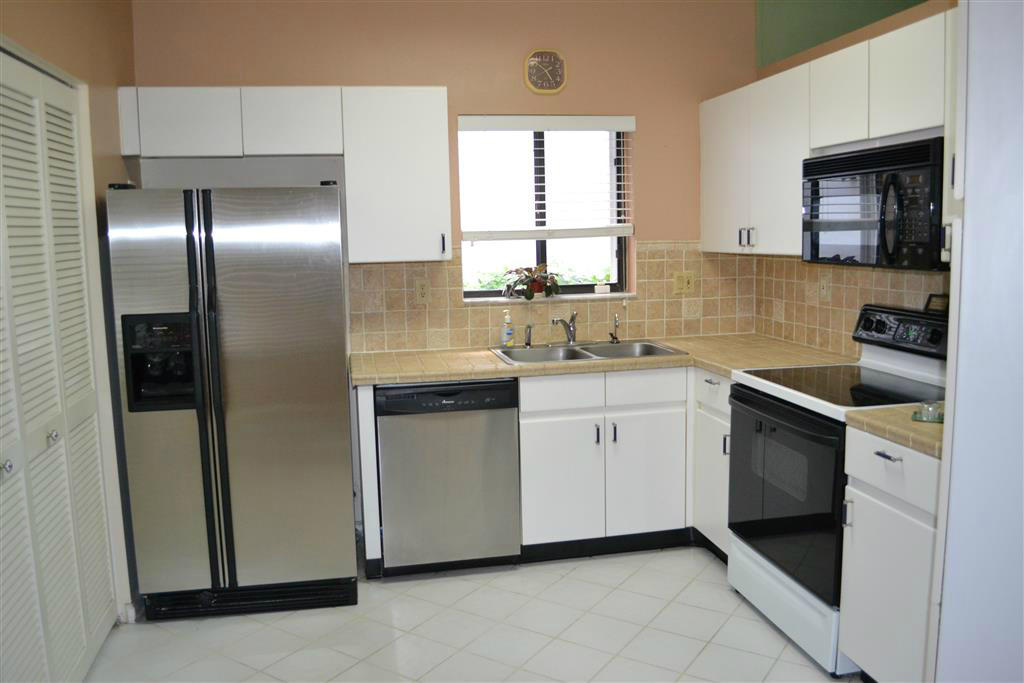 21728 Wapford Way Boca Raton, FL 33486 - Photo 3 of 17 DSC_0662