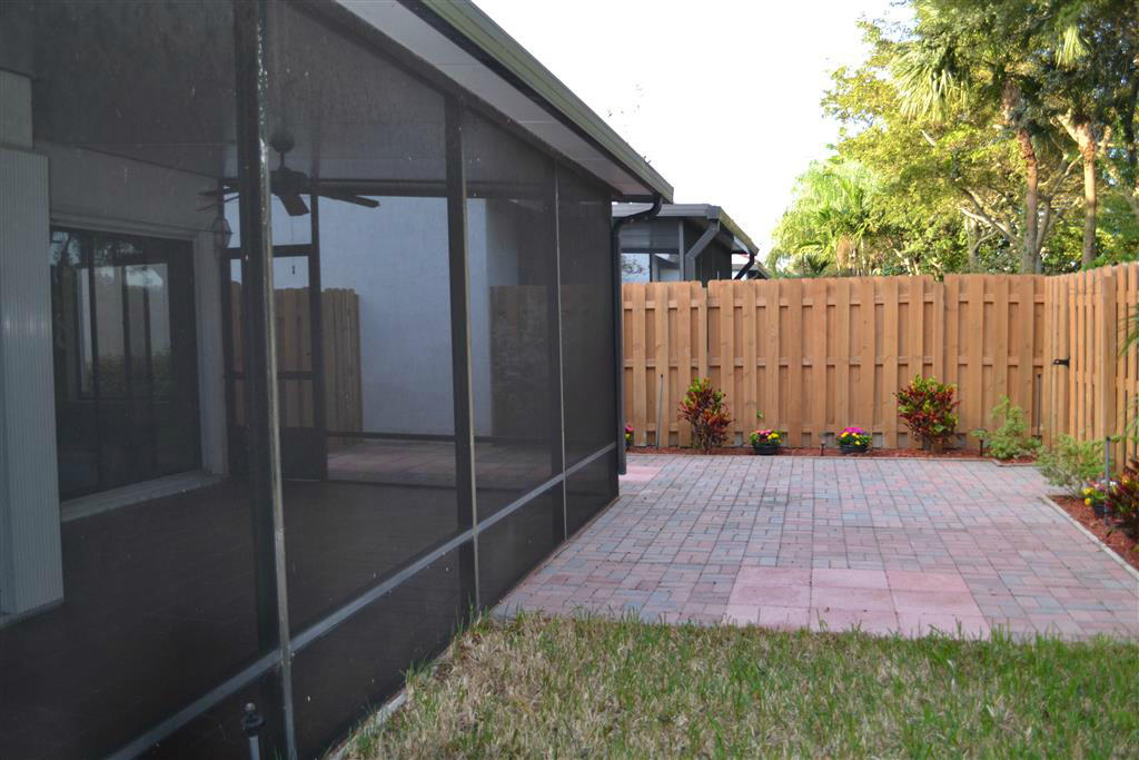 21728 Wapford Way Boca Raton, FL 33486 - Photo 6 of 17 DSC_0673