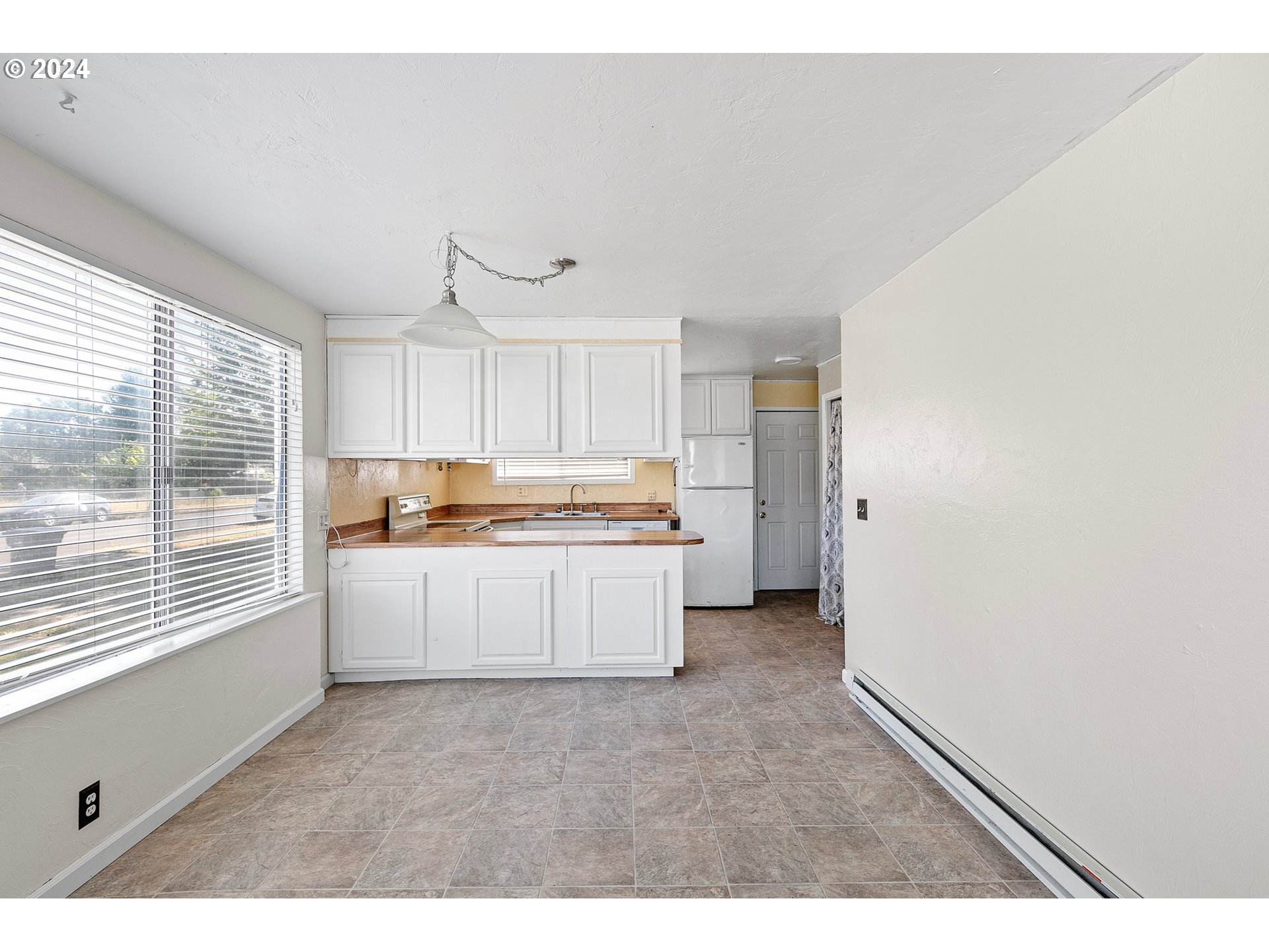 1719 G Street Springfield, OR 97477 - Photo 9 of 32