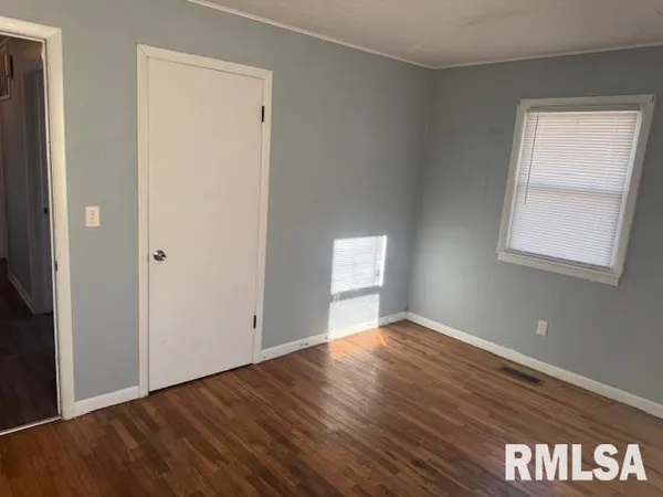 $129,900 | 411 East 7th Street, Delavan, IL 61734