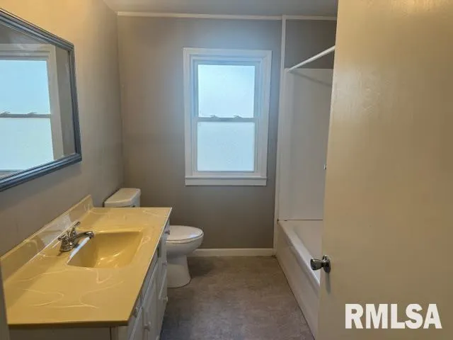 $129,900 | 411 East 7th Street, Delavan, IL 61734