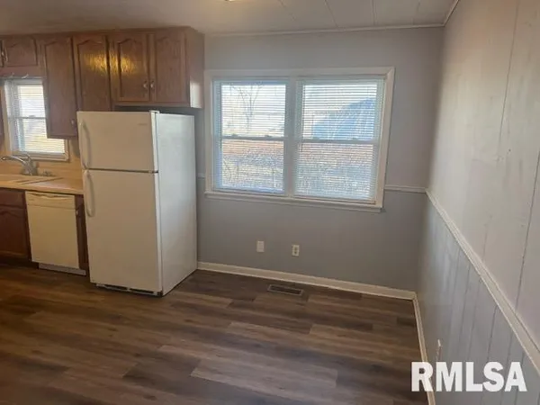 $129,900 | 411 East 7th Street, Delavan, IL 61734