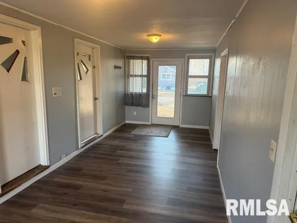 $129,900 | 411 East 7th Street, Delavan, IL 61734