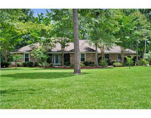 2704 Old Shell Landing Road Ocean Springs, MS 39564 - Photo 1 of 22 Primary Photo
