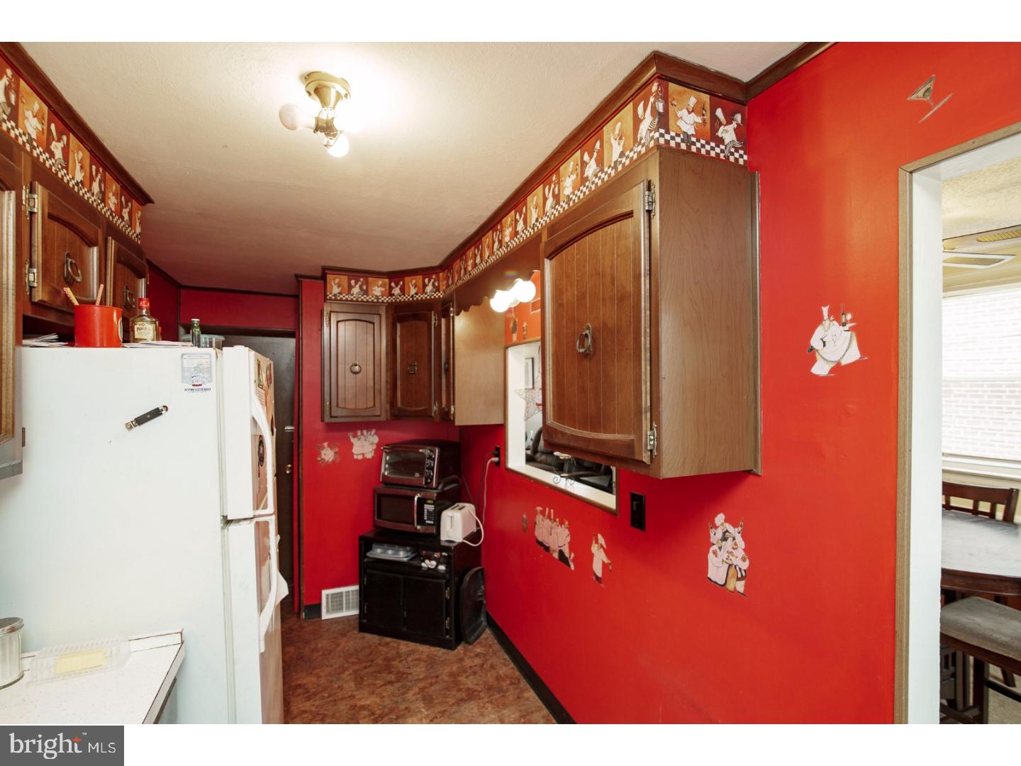 228 Lynn Road Ridley Park, PA 19078 - Photo 12 of 25 Kitchen