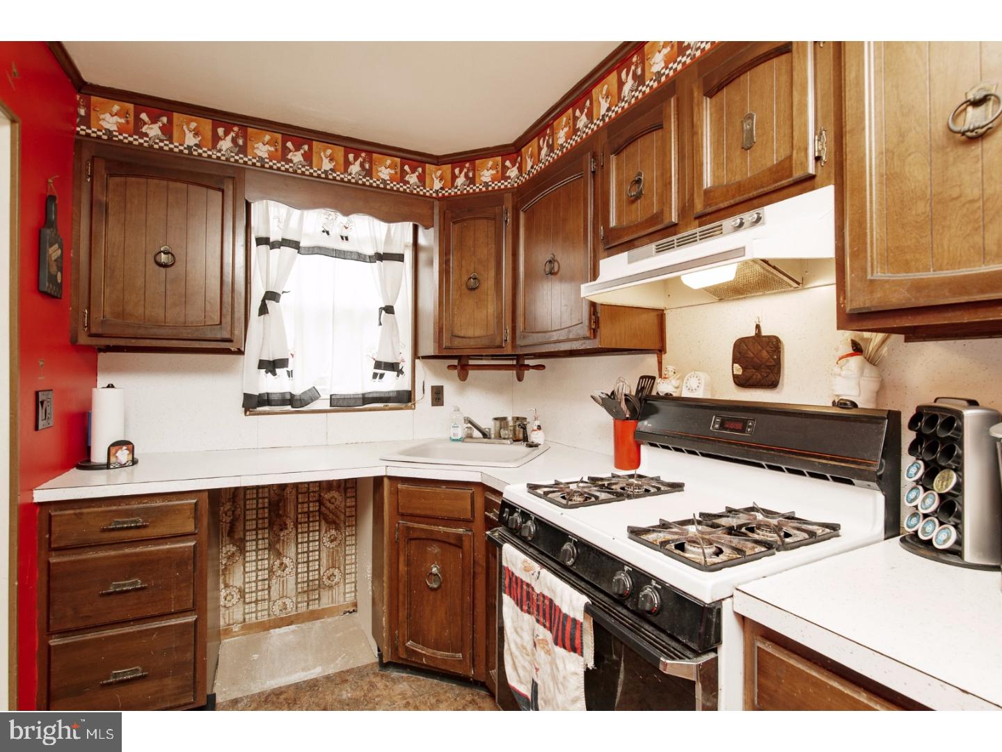 228 Lynn Road Ridley Park, PA 19078 - Photo 13 of 25 Kitchen
