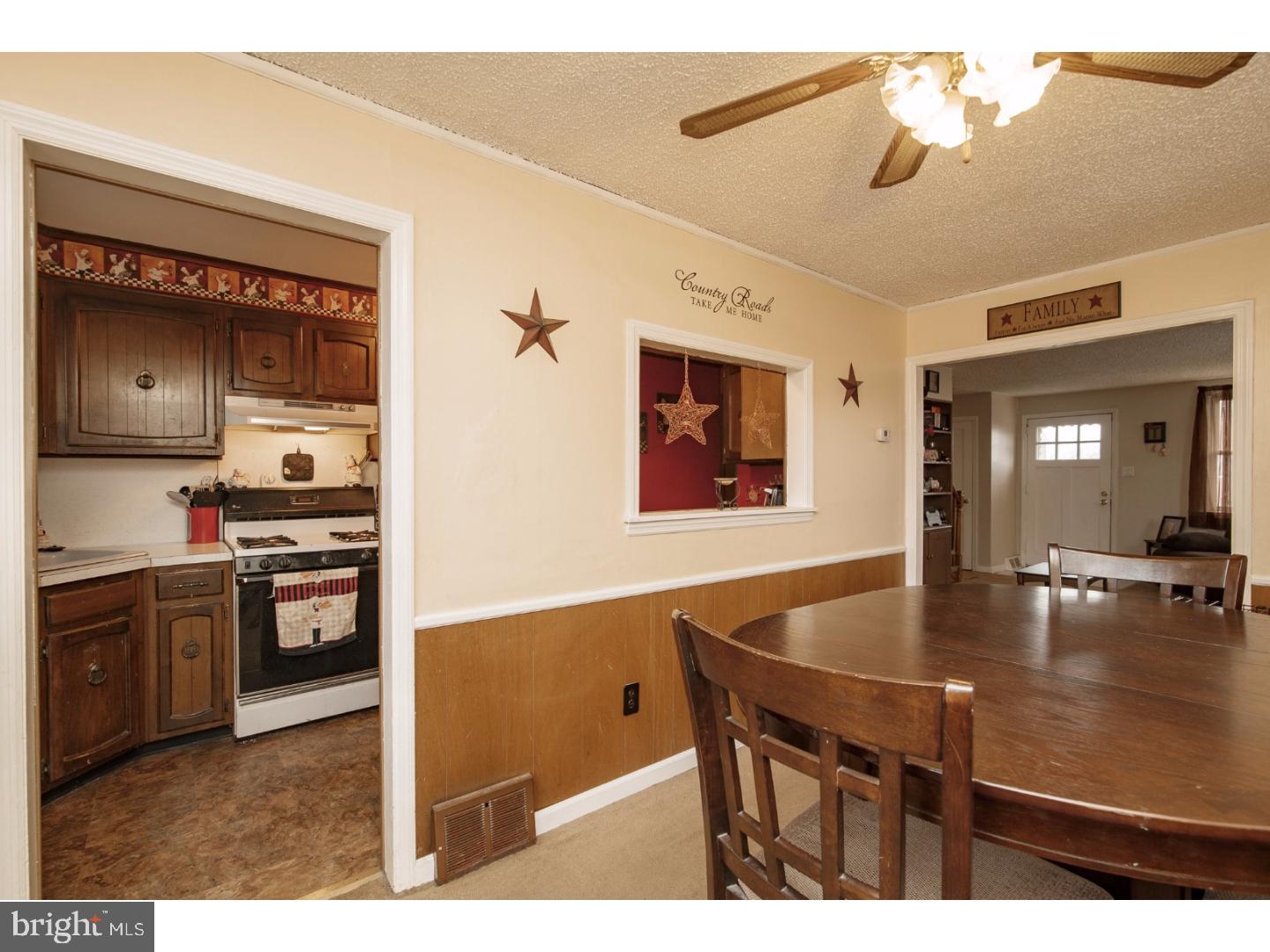 228 Lynn Road Ridley Park, PA 19078 - Photo 8 of 25 Dining Room