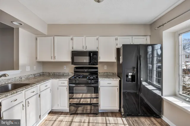 $2,350 | 49 Grant Lane, Berlin, NJ 08009