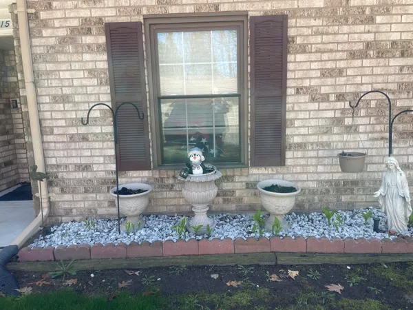 $199,900 | 35815 Hunter Avenue, Westland, MI 48185