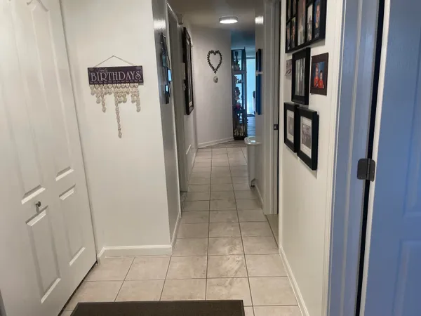 $199,900 | 35815 Hunter Avenue, Westland, MI 48185