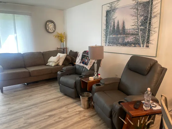$199,900 | 35815 Hunter Avenue, Westland, MI 48185