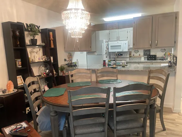 $199,900 | 35815 Hunter Avenue, Westland, MI 48185