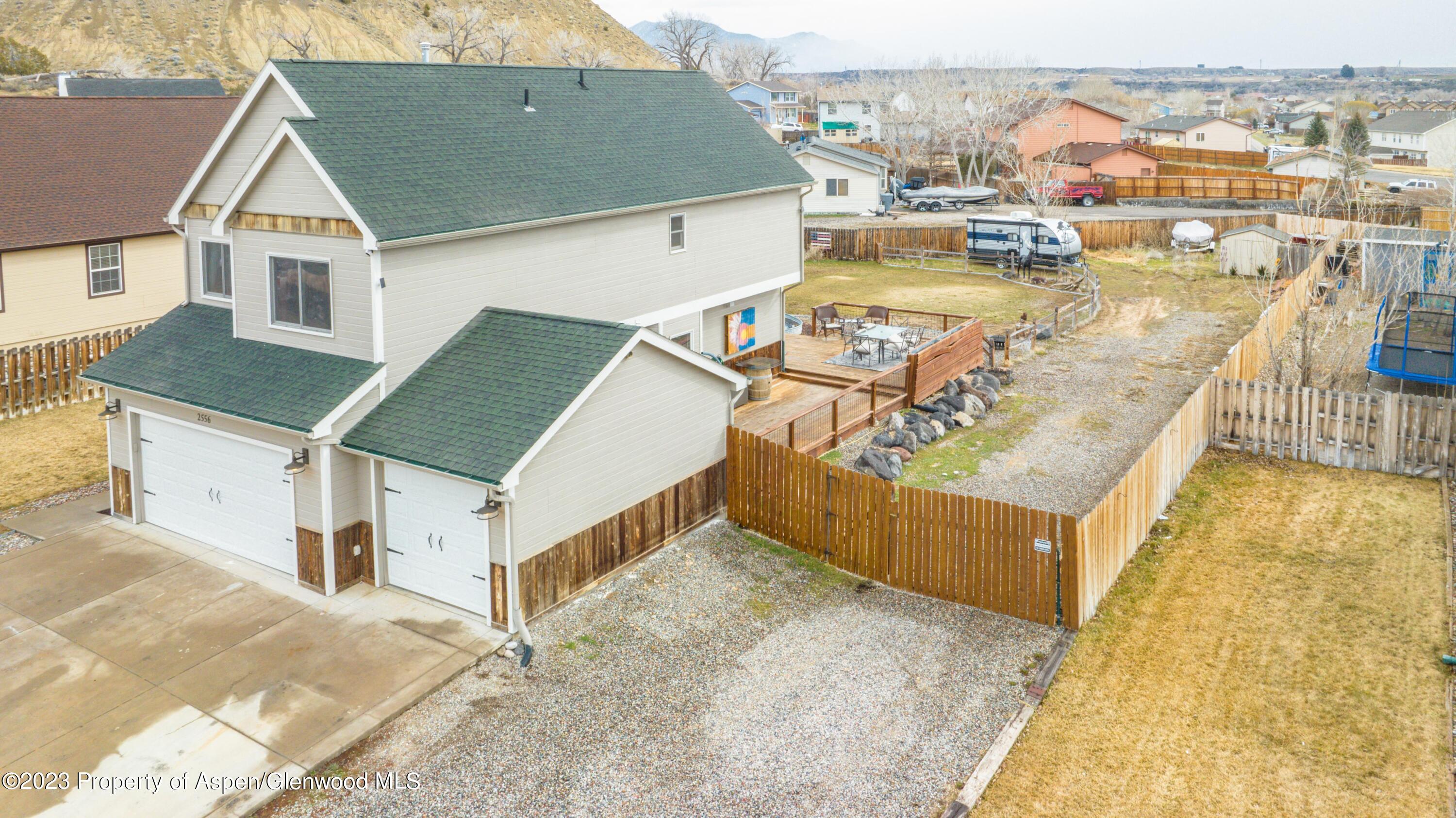 2556 Fairview Heights Court Rifle, CO 81650 - Photo 4 of 25 4