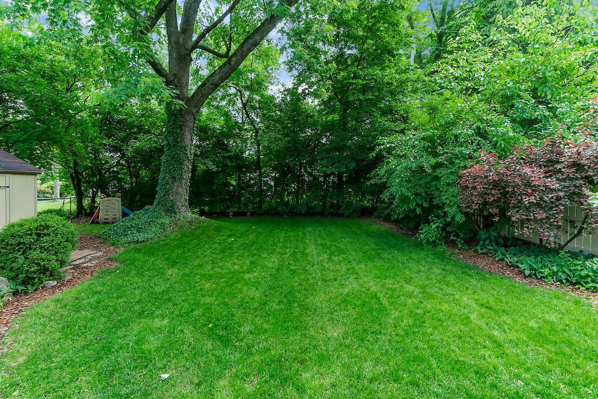 2706 Berwyn Road Columbus, OH 43221 - Photo 50 of 55