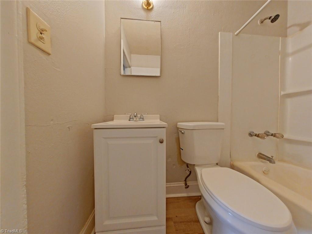 917 Richland Street, Unit B High Point, NC 27260 - Photo 8 of 10