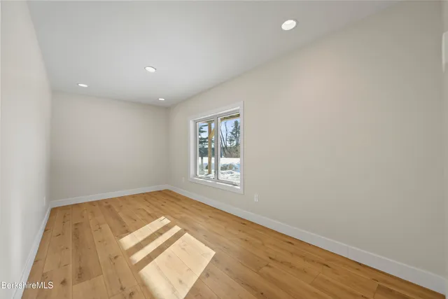 $888,800 | 10 Aqua Street, Lanesborough, MA 01237